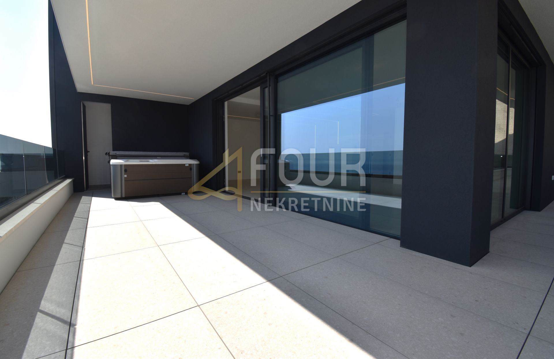 Stan u Opatiji, 112.28m², 3 sobe, slika 4