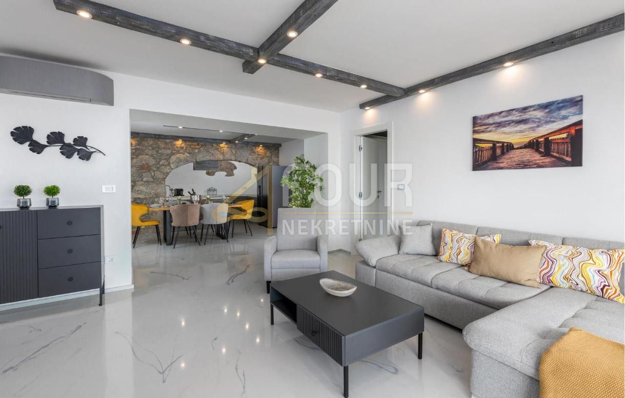 Appartamento u Matuljiu, 153.46m², 3 sobe, slika 5