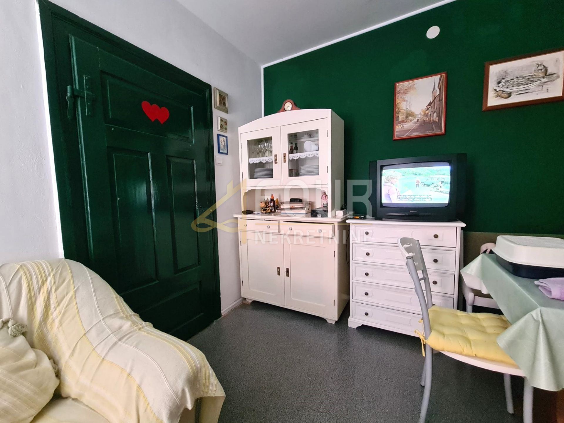 House u Fužinama, 101m², 1 soba, slika 4