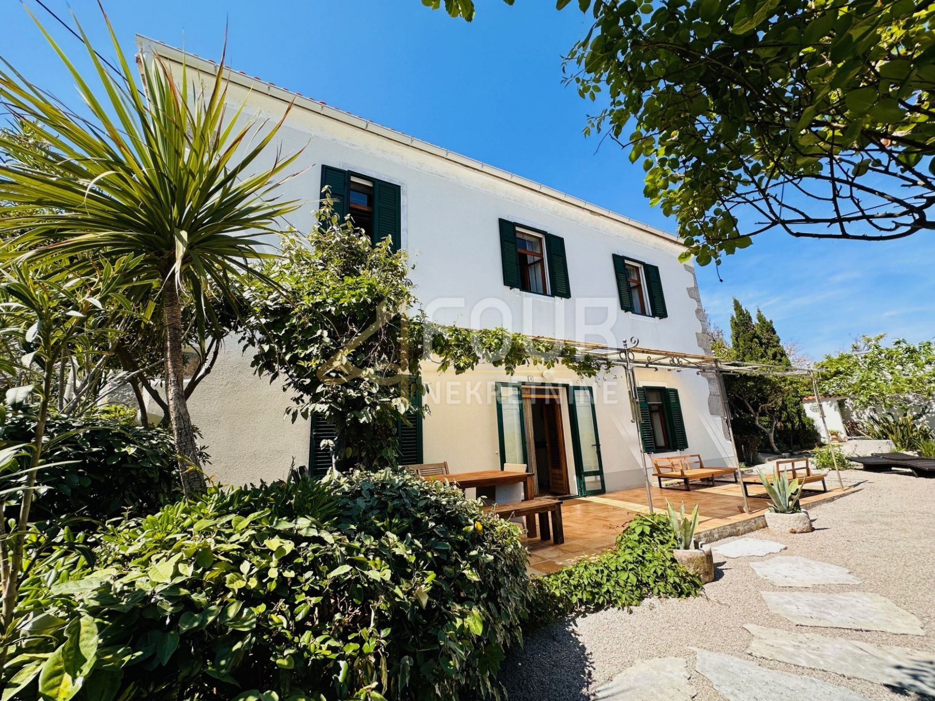 Haus u Dobrinju, 130m²