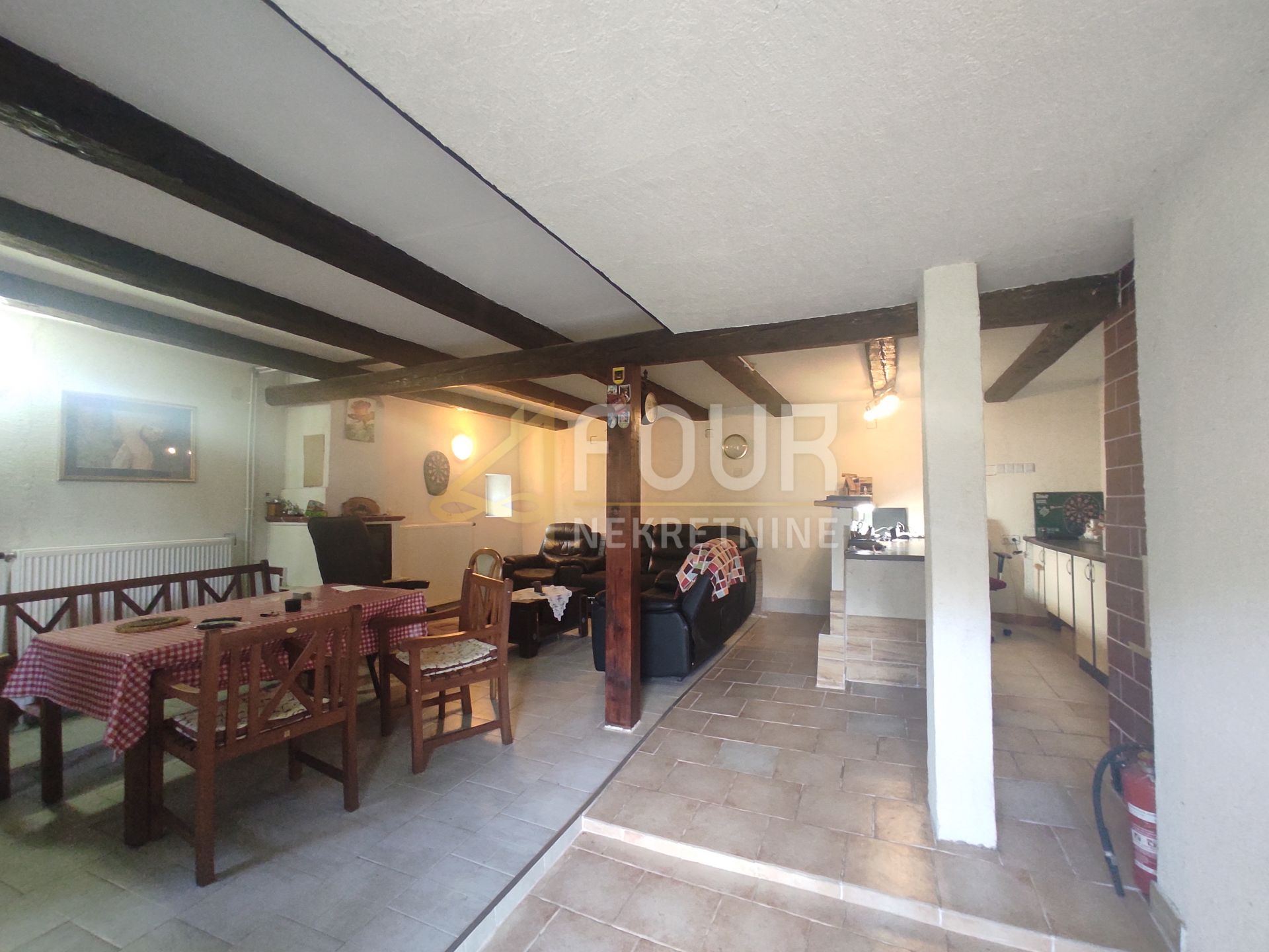 Haus u Lokvama, 280m², slika 2