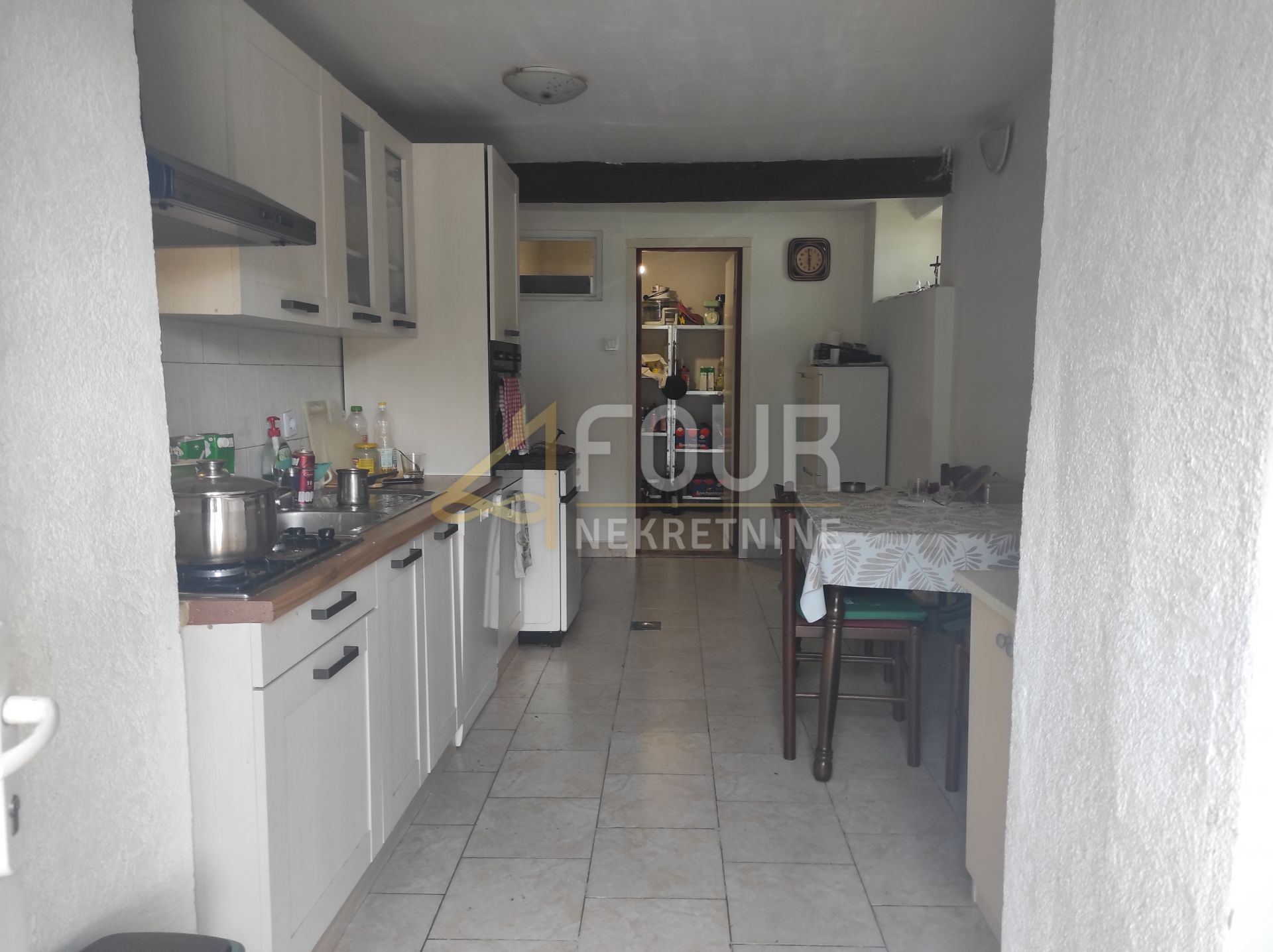 Haus u Lokvama, 280m², slika 3