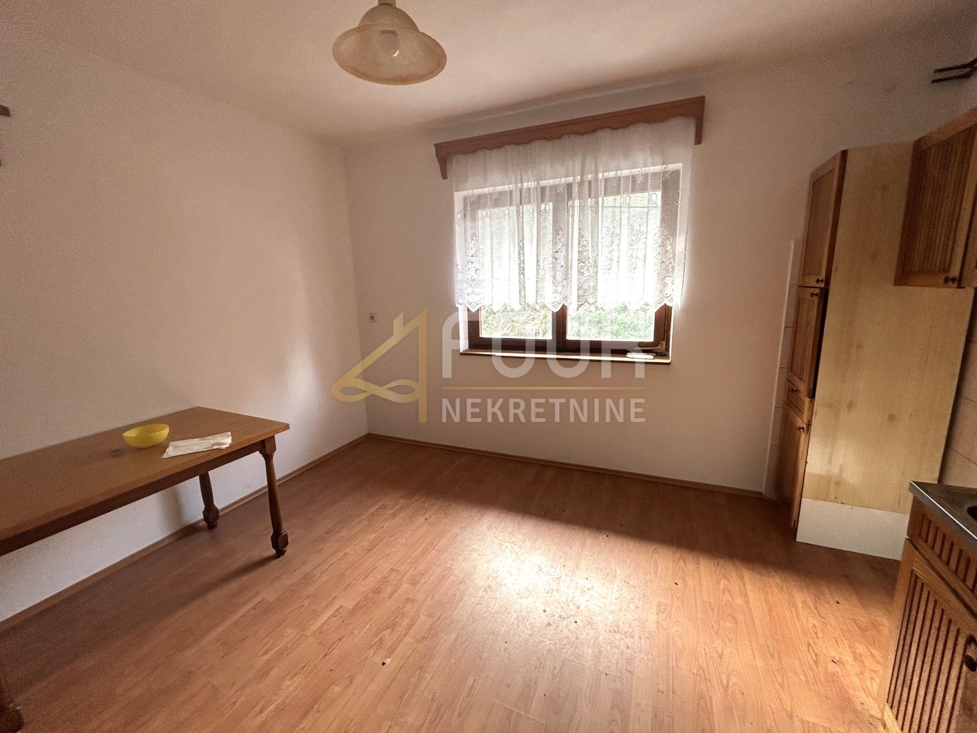 Kuća u Čabaru, 240m², slika 3