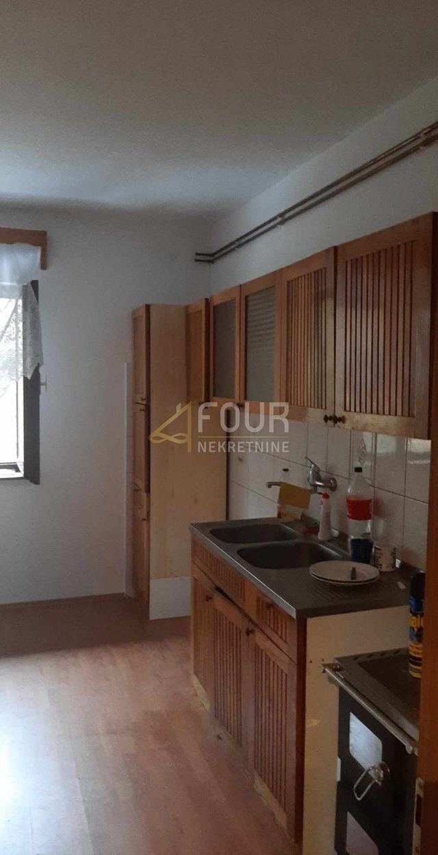 Kuća u Čabaru, 240m², slika 5