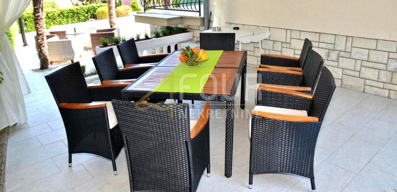 Casa u Malinskoj – Dubašnici, 155m², 4 sobe, slika 5
