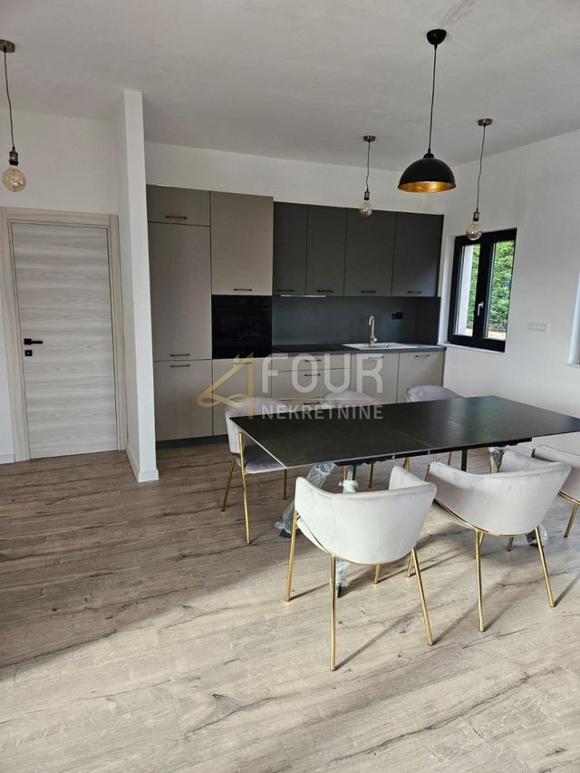 Casa u Svetvinčenatu, 106m²