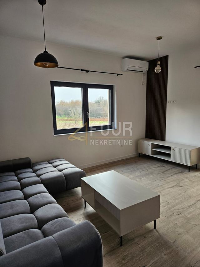 House u Svetvinčenatu, 106m², slika 2