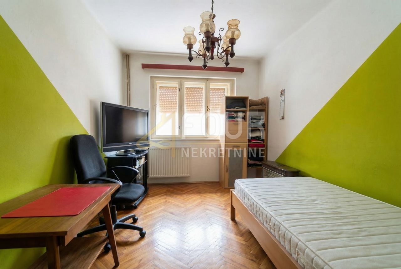 Casa u Ravna Gori, 150m², slika 3