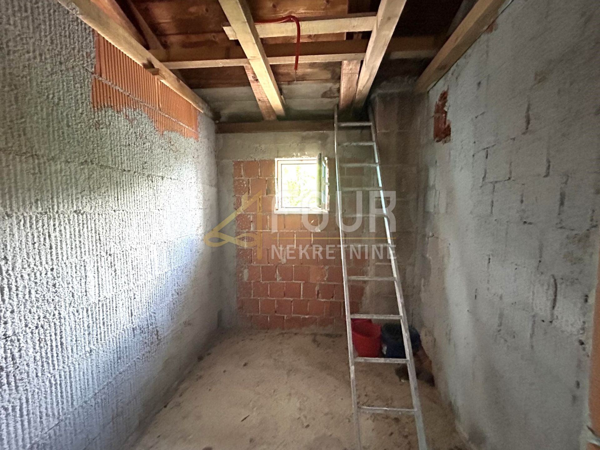 House u Rijeci, 583.78m², slika 5