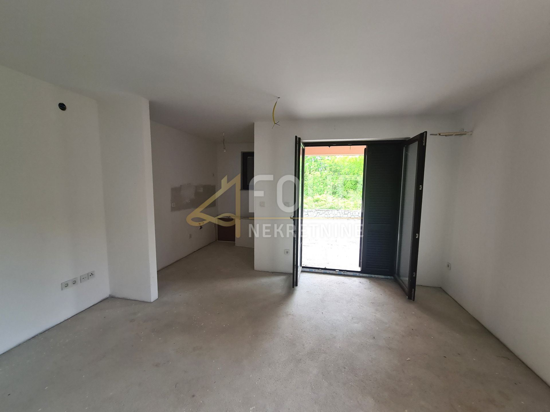 Casa u Dobrinju, 225.96m², slika 2