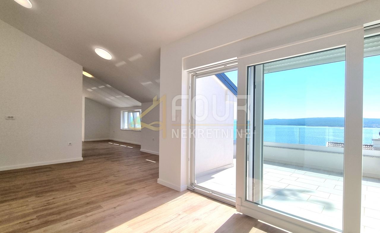 Appartamento u Crikvenici, 109.97m², 3 sobe