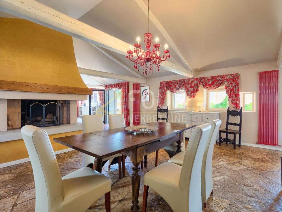 Casa u Umagu, 360m², 4 sobe, slika 4