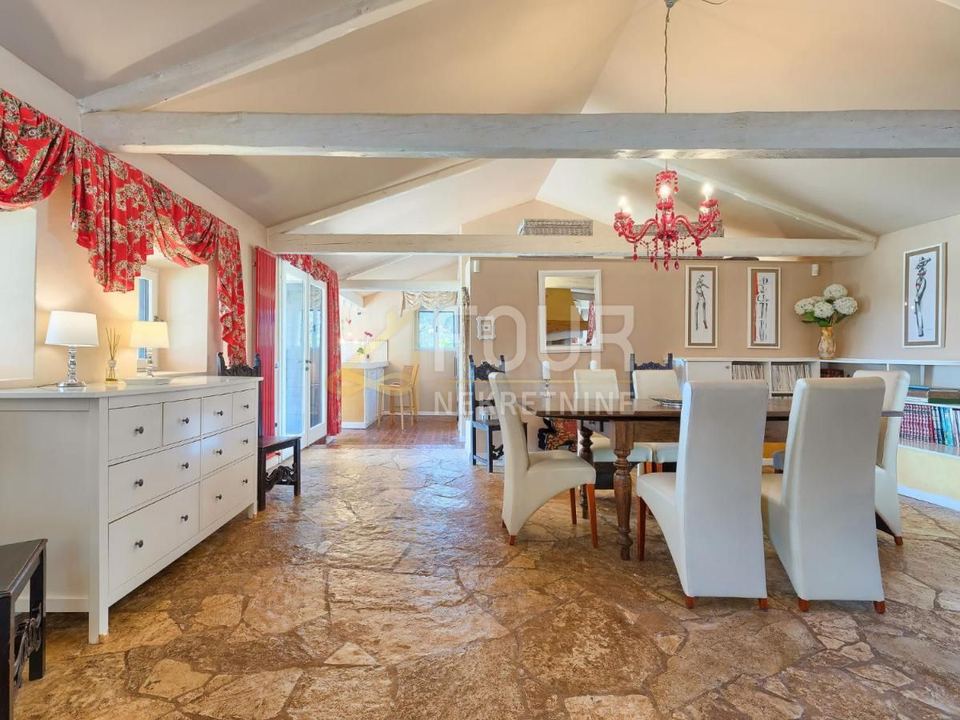 Casa u Umagu, 360m², 4 sobe, slika 5