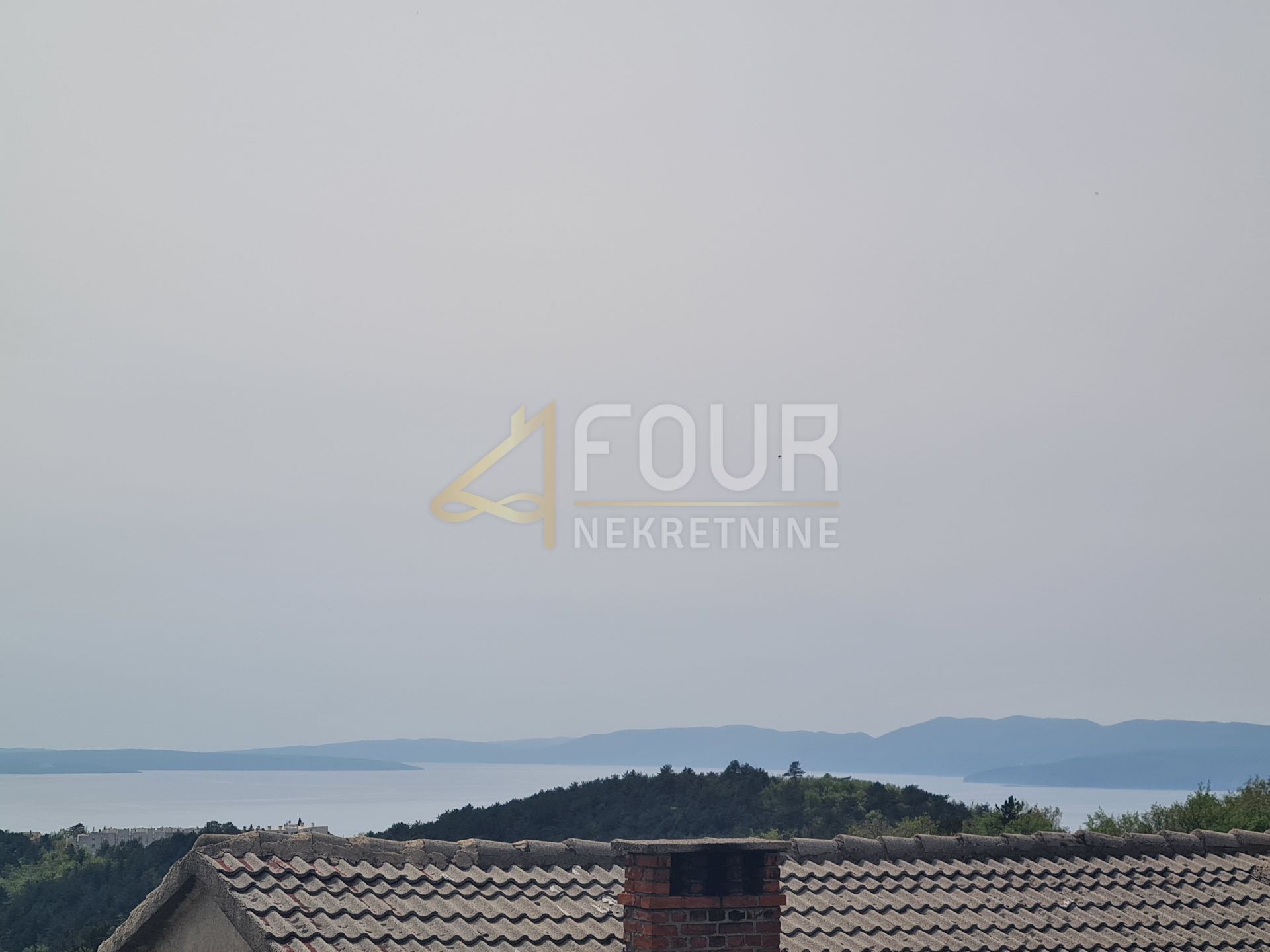 Haus u Rijeci, 300m²