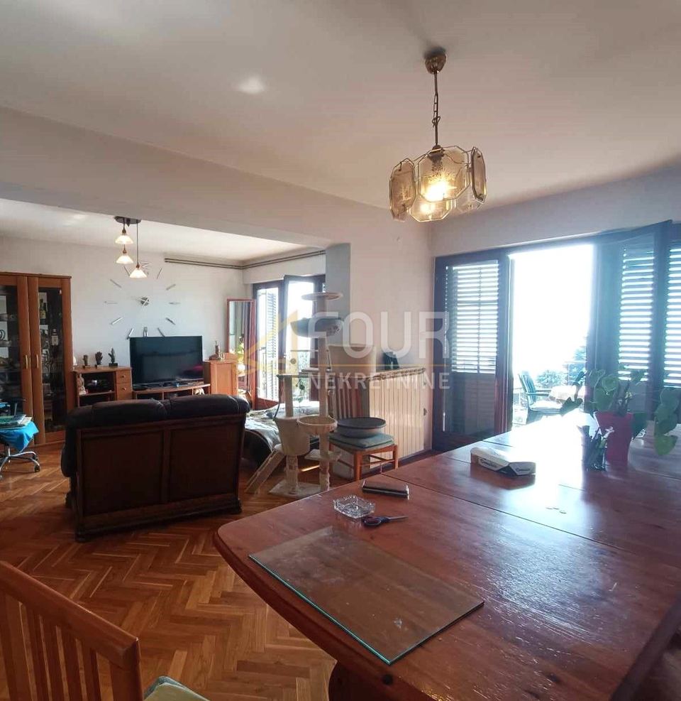 Apartment u Opatiji, 121.27m², 4 sobe