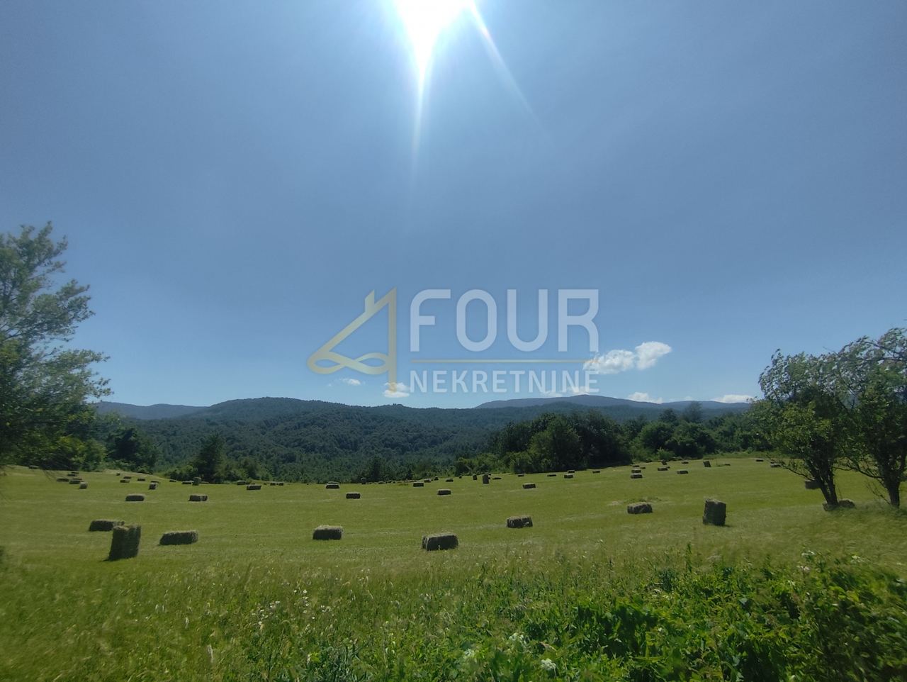 Zemljište u Vrbovsku, 3073m²