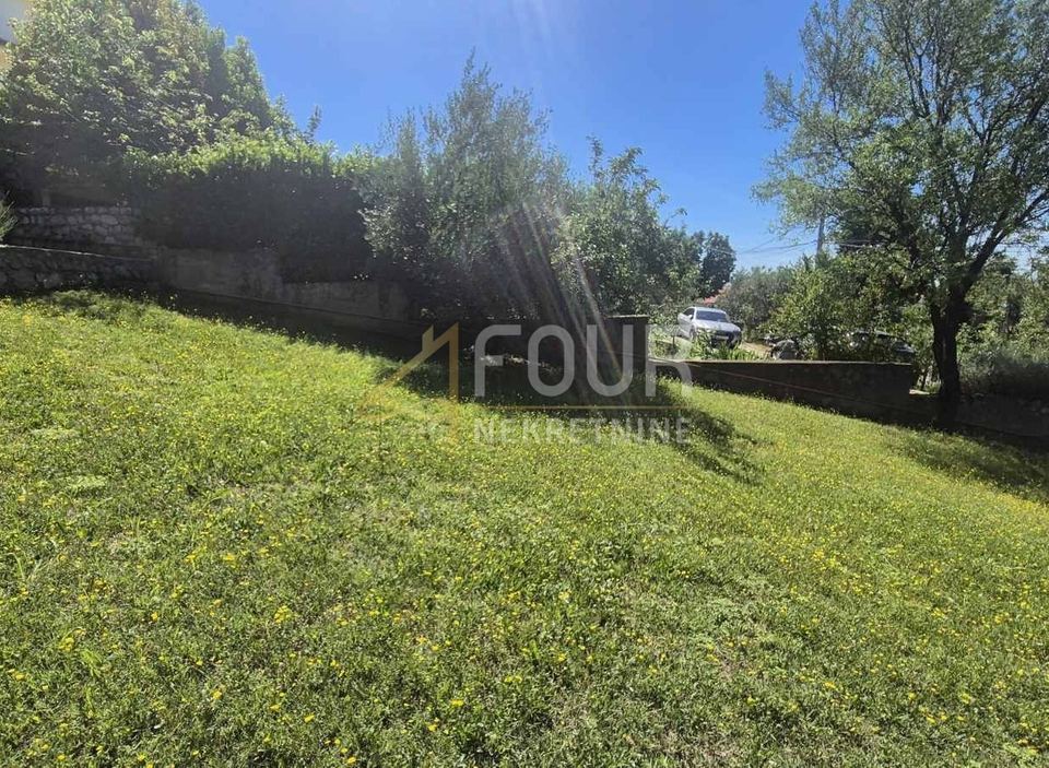 Kuća u Kostreni, 150m², 2 sobe, slika 5