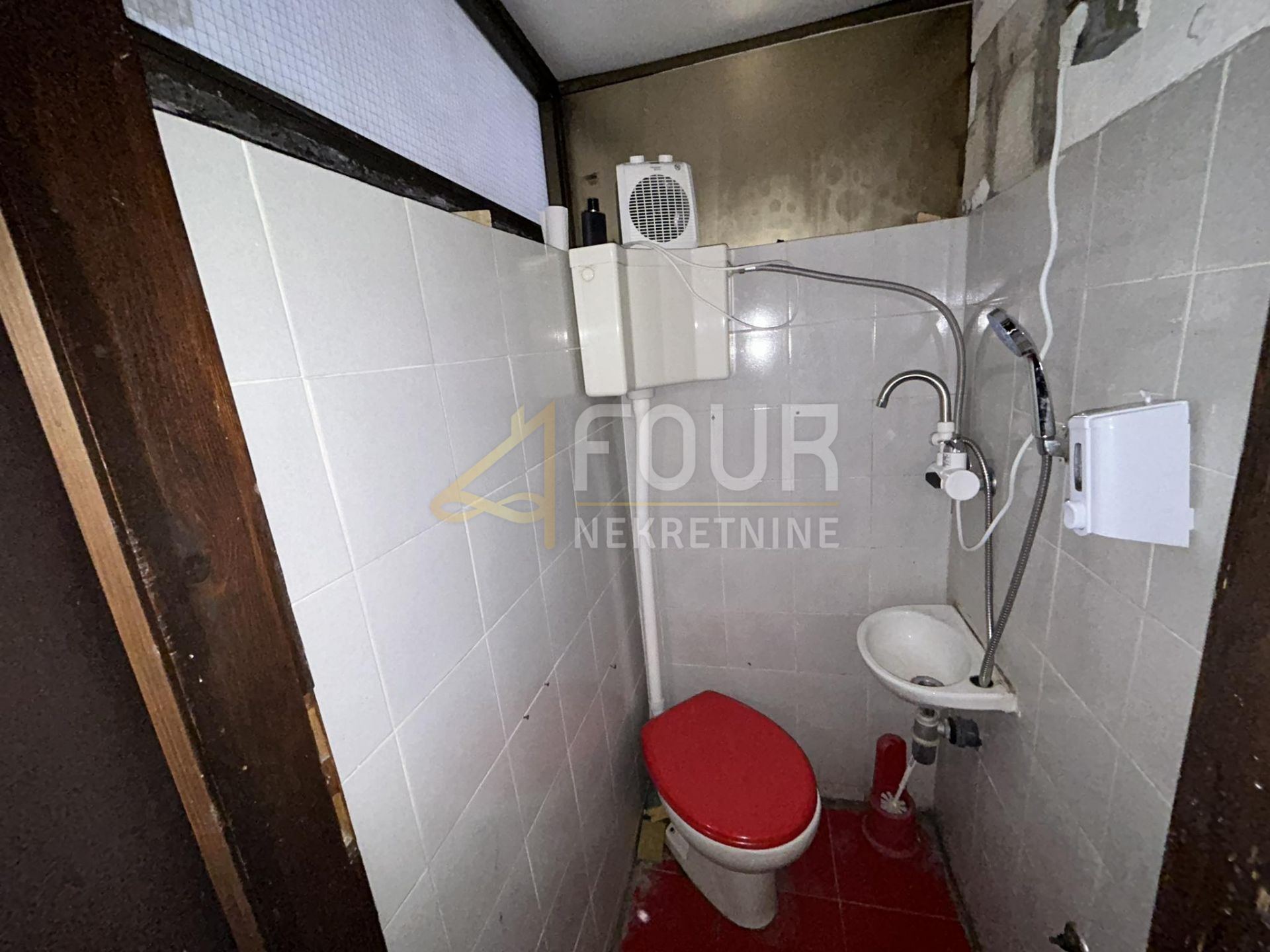 Poslovni Prostor u Rijeci, 30m², slika 2