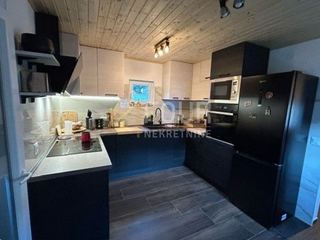 Haus u Vinodolskoj općini, 136m², 3 sobe