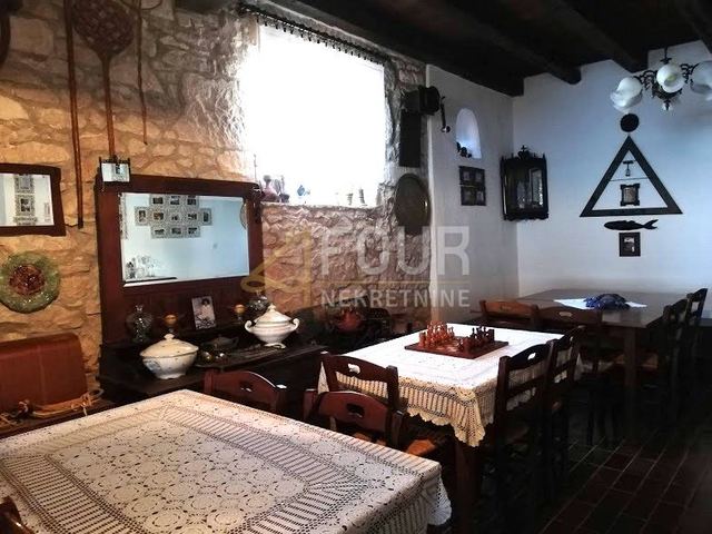 Kuća u Mali Lošinju, 402m², slika 4