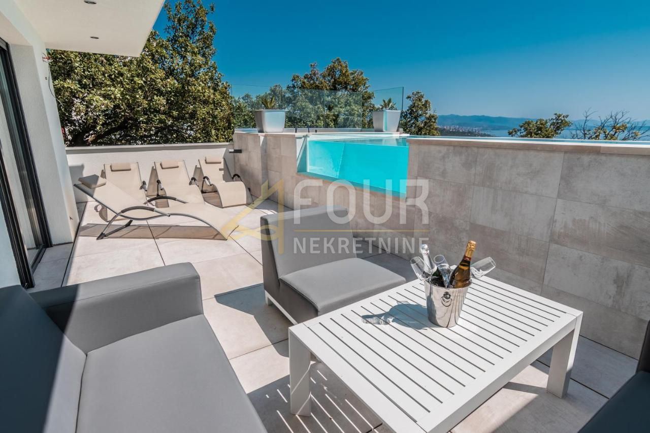 Apartment u Opatiji, 210.37m², 4 sobe, slika 4