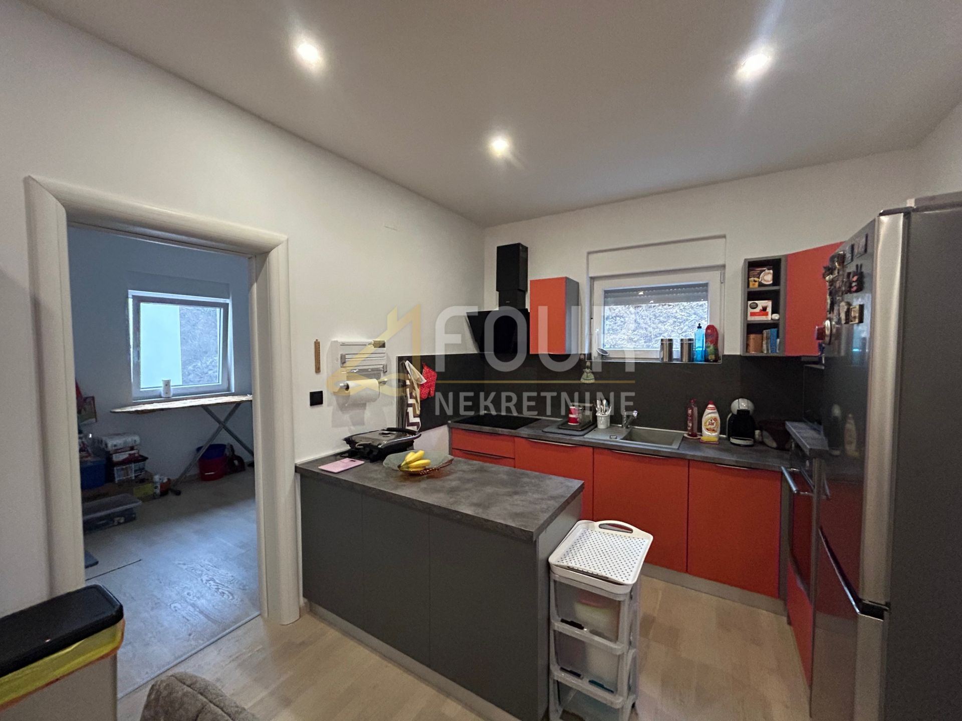 Appartamento u Crikvenici, 75.31m², 3 sobe