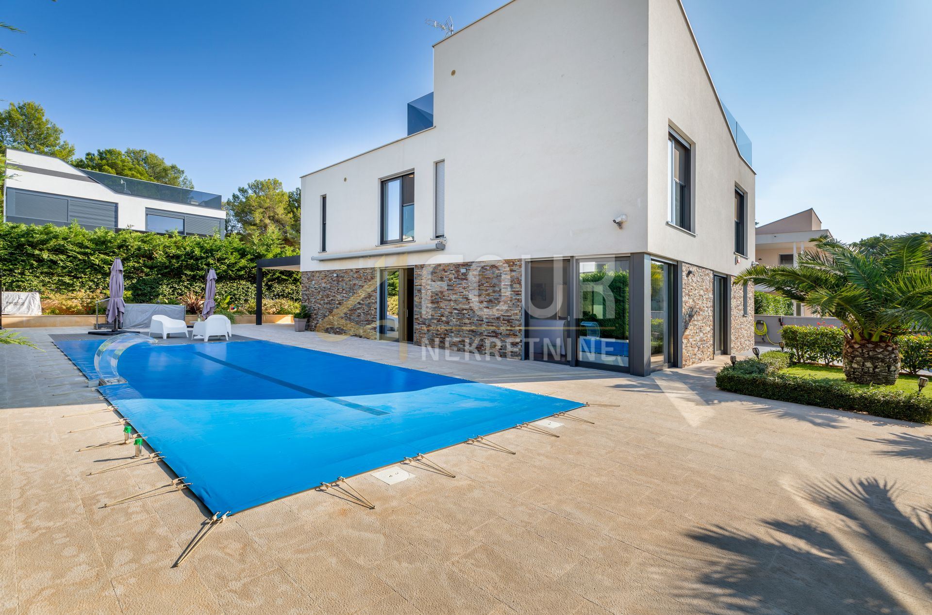 Haus u Fažani, 330m², 4 sobe, slika 2