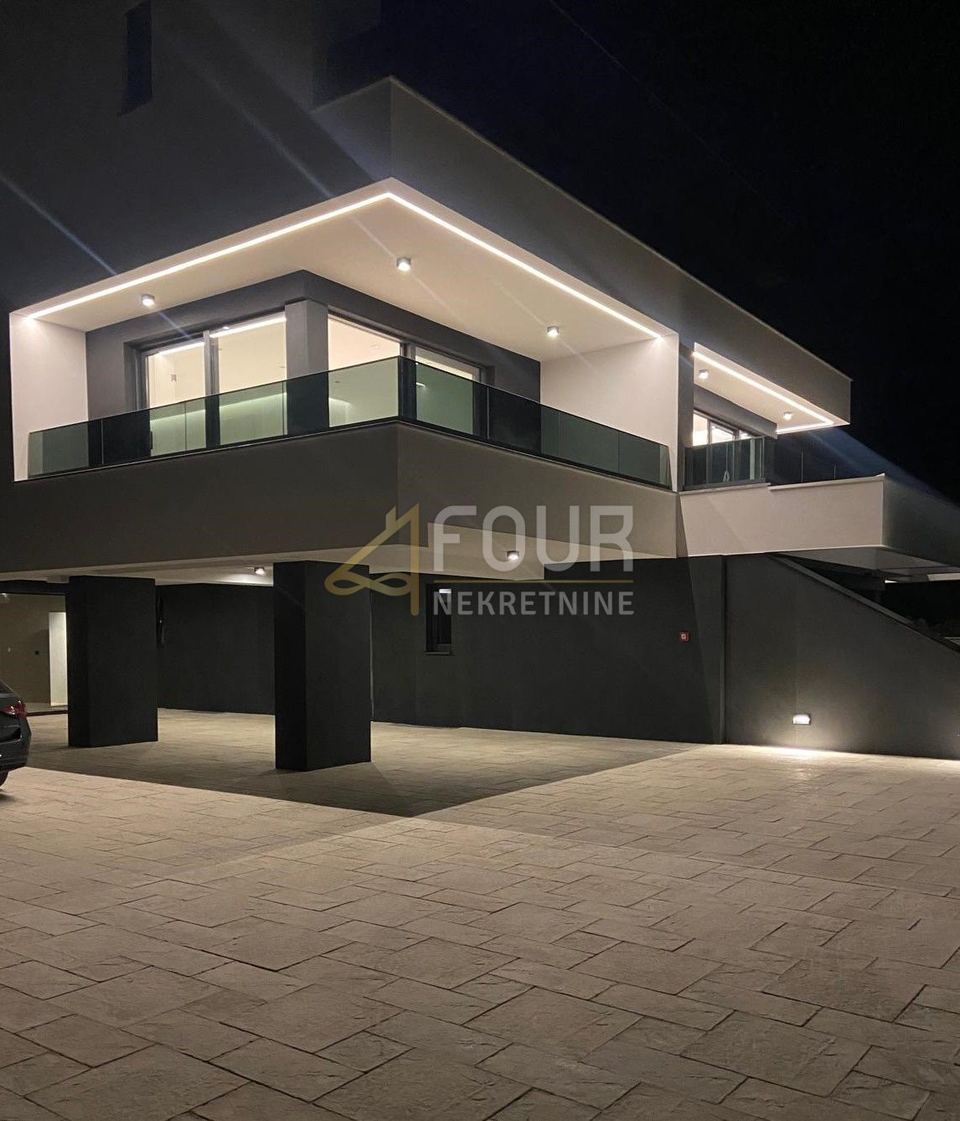 Wohnung u Krku, 154.21m², 3 sobe