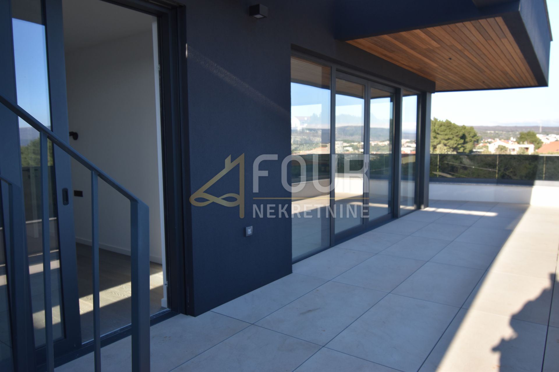 Wohnung u Krku, 154.21m², 3 sobe, slika 2