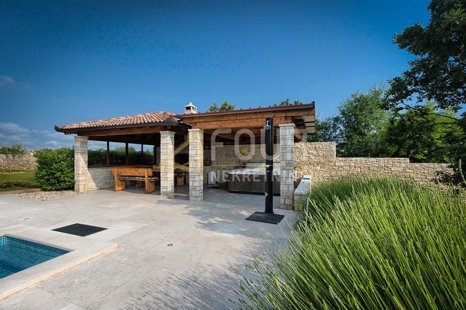 House u Svetvinčenatu, 296m², 4 sobe, slika 5