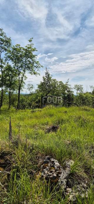 Zemljište u Klani, 2536m², slika 2