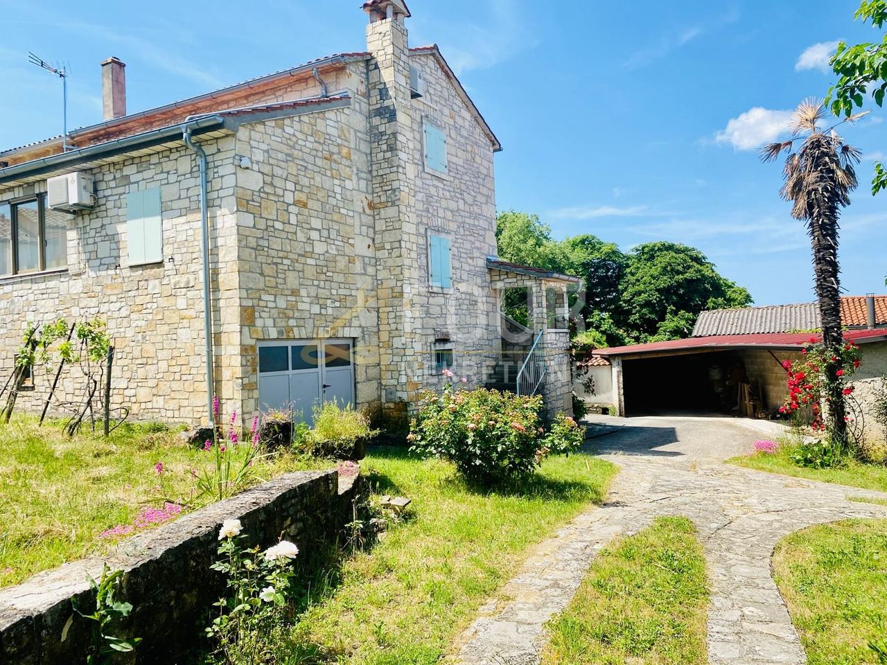 Haus u Višnjanu, 150m²