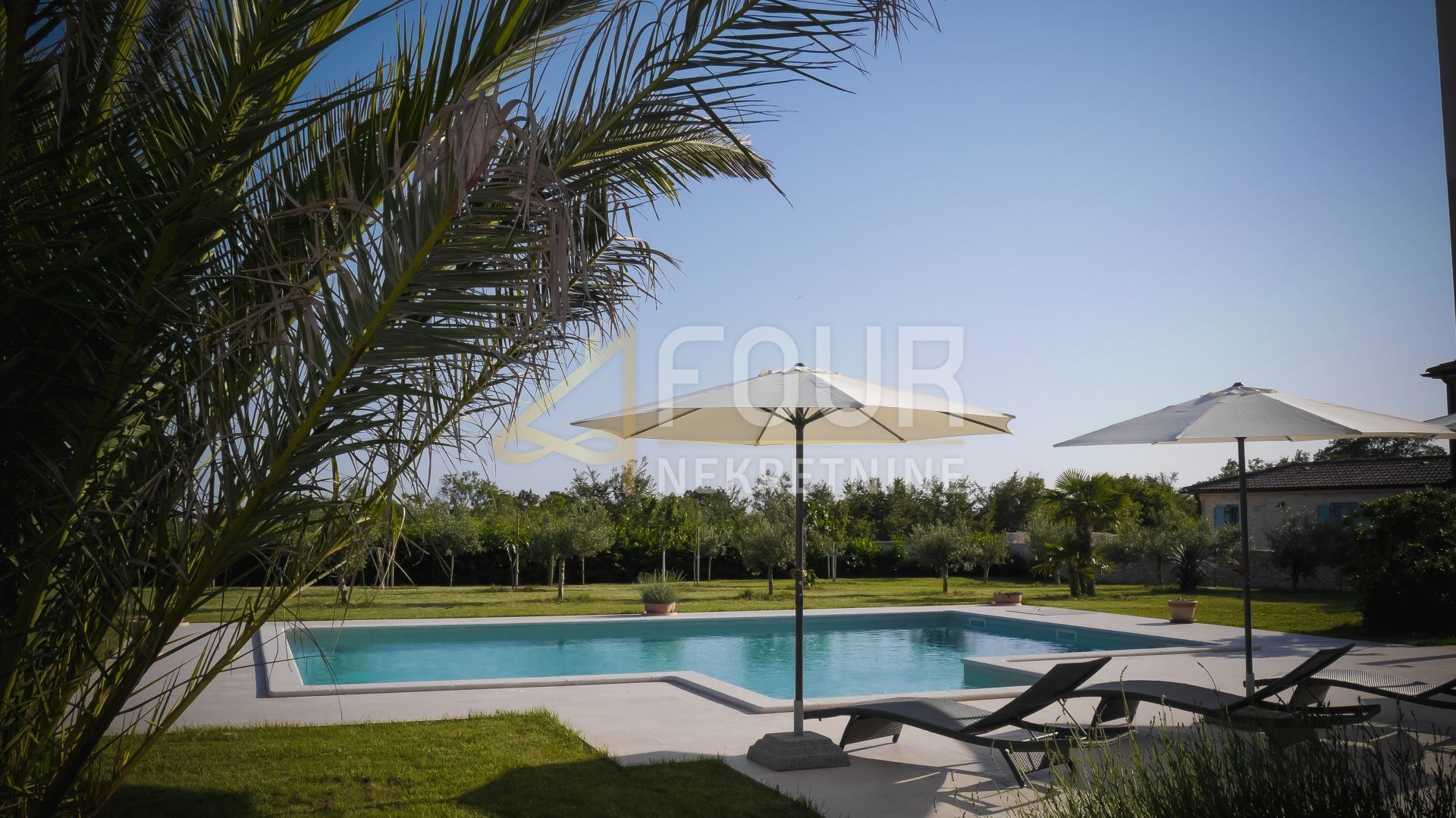 Casa u Svetvinčenatu, 302.77m², 3 sobe, slika 3