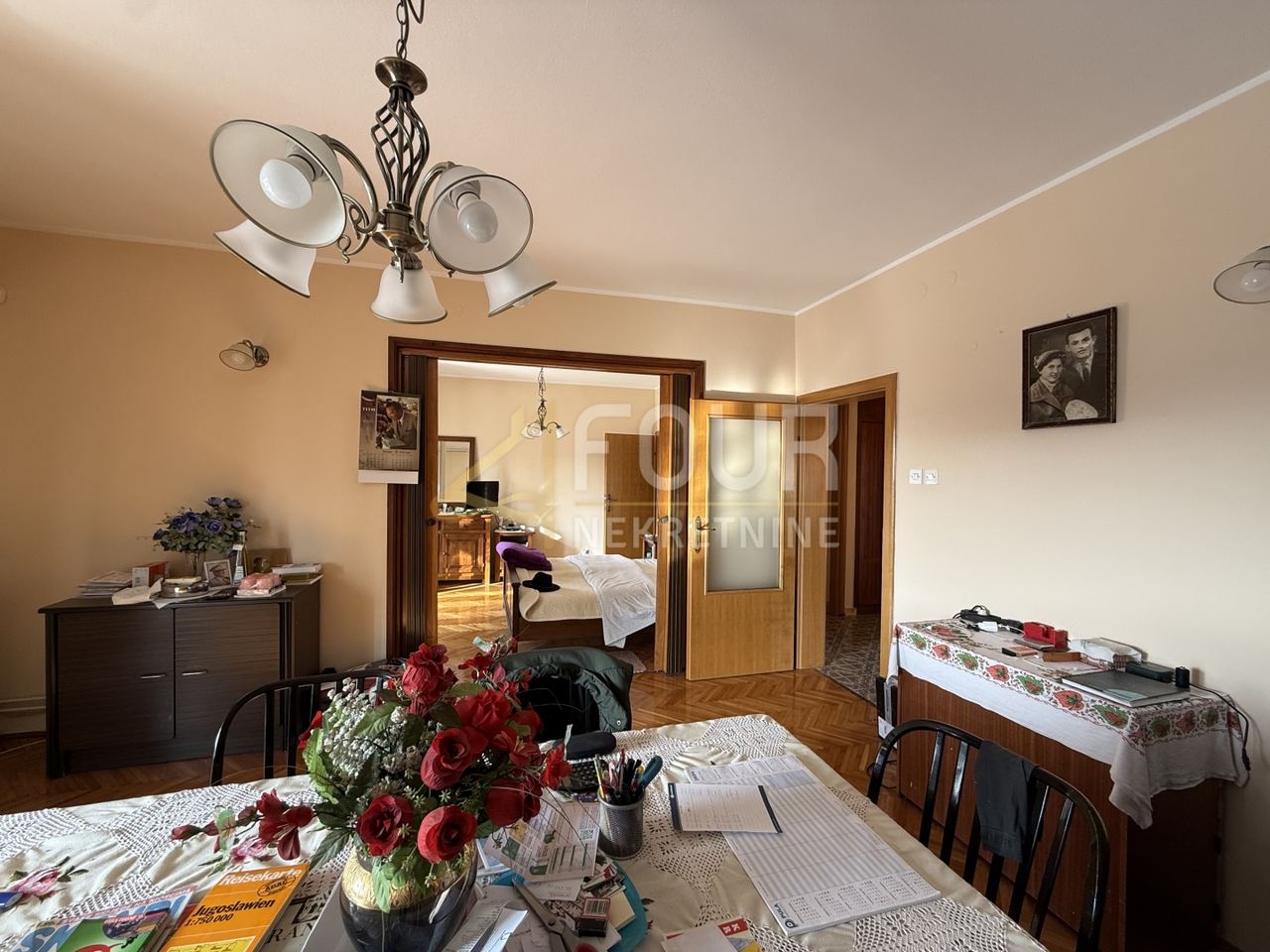 Haus u Puli, 673.23m², 6 soba, slika 3