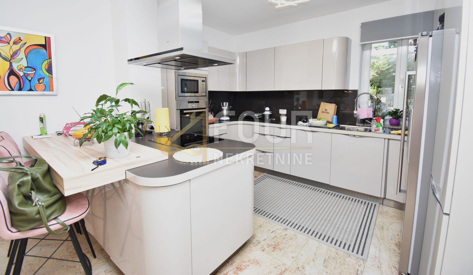 Casa u Matuljiu, 403m², slika 4