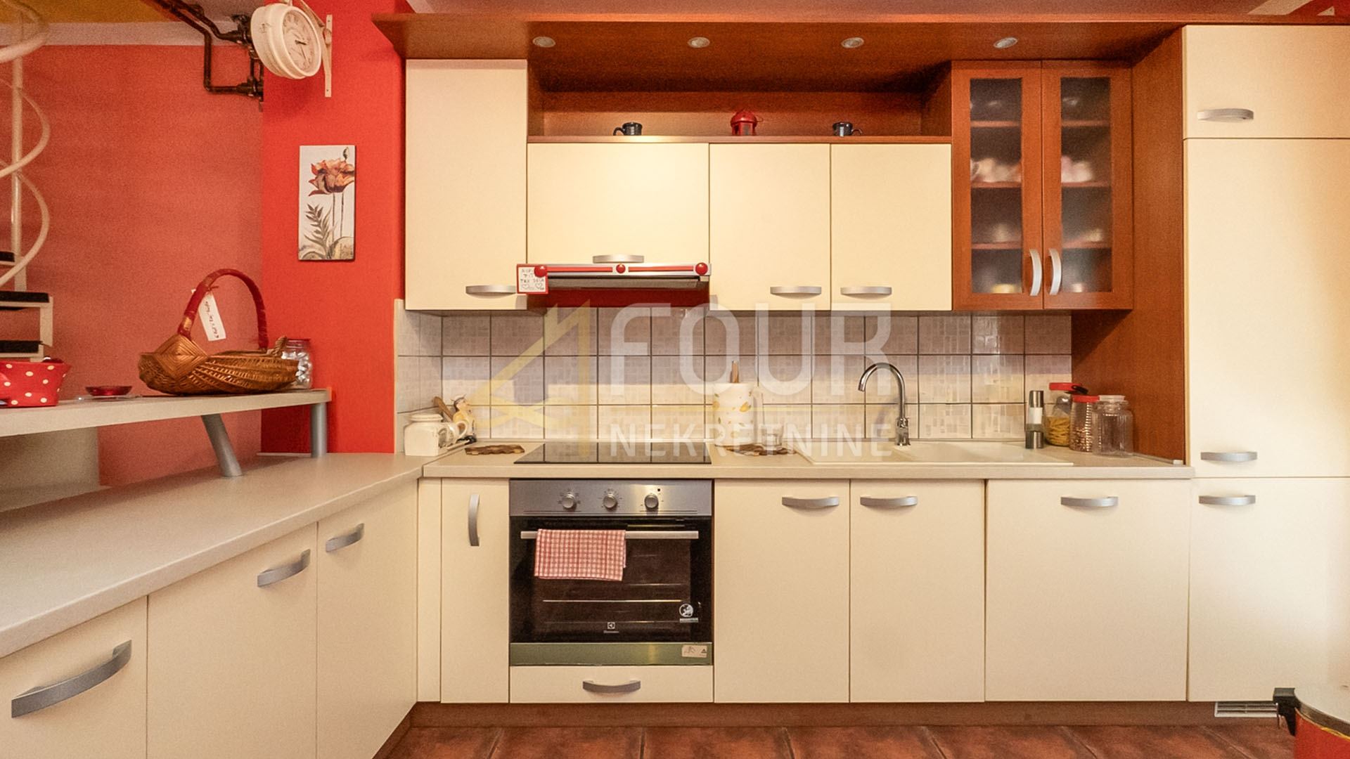 Stan u Matuljiu, 103.54m², 3 sobe, slika 4