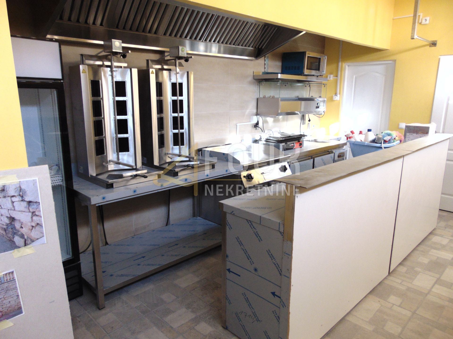 Poslovni Prostor u Puli, 99.66m², slika 3