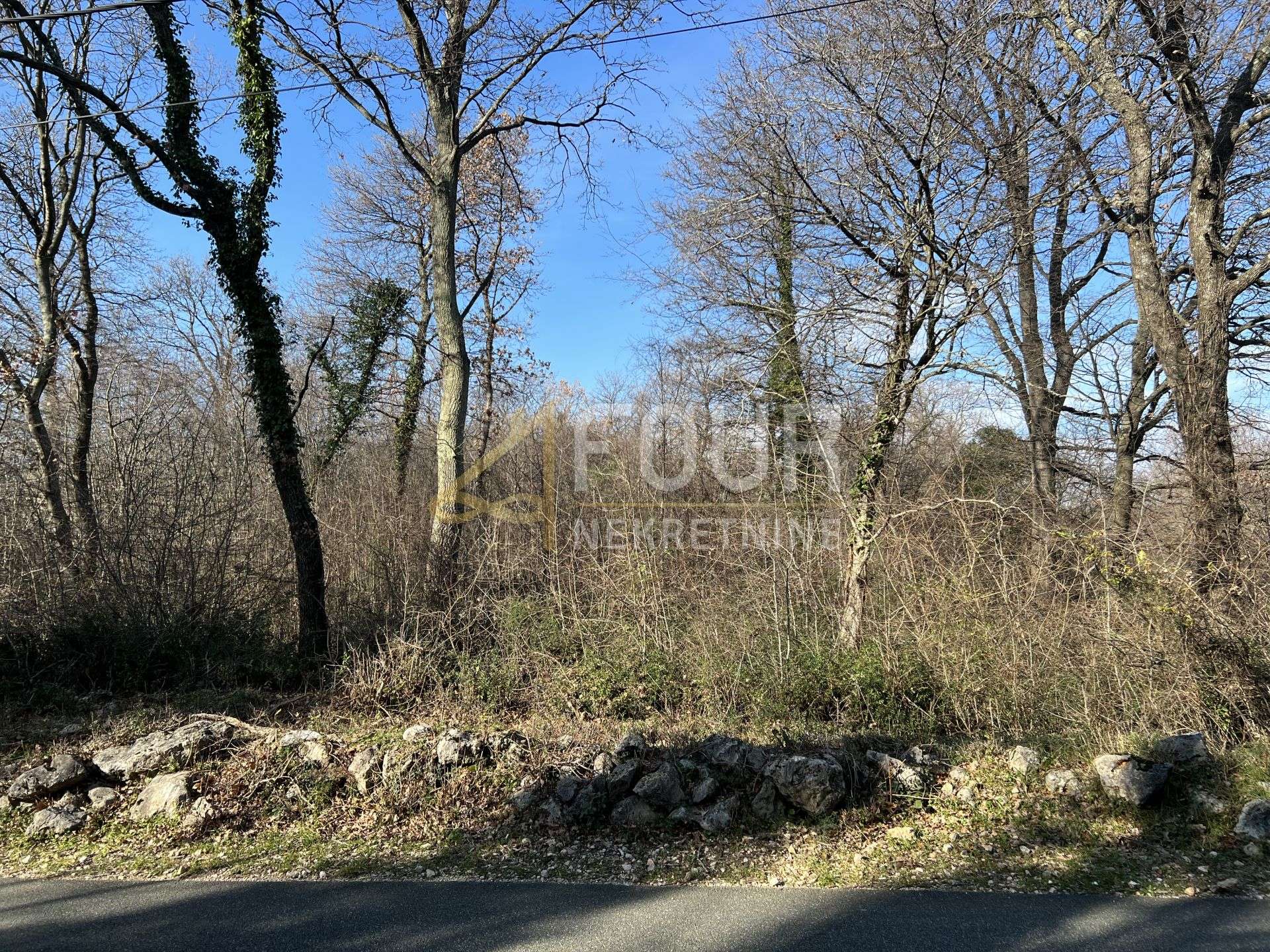 Land u Vrbniku, 1349m²