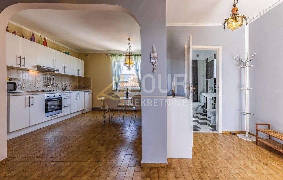 Apartment u Puli, 96m², 2 sobe, slika 4