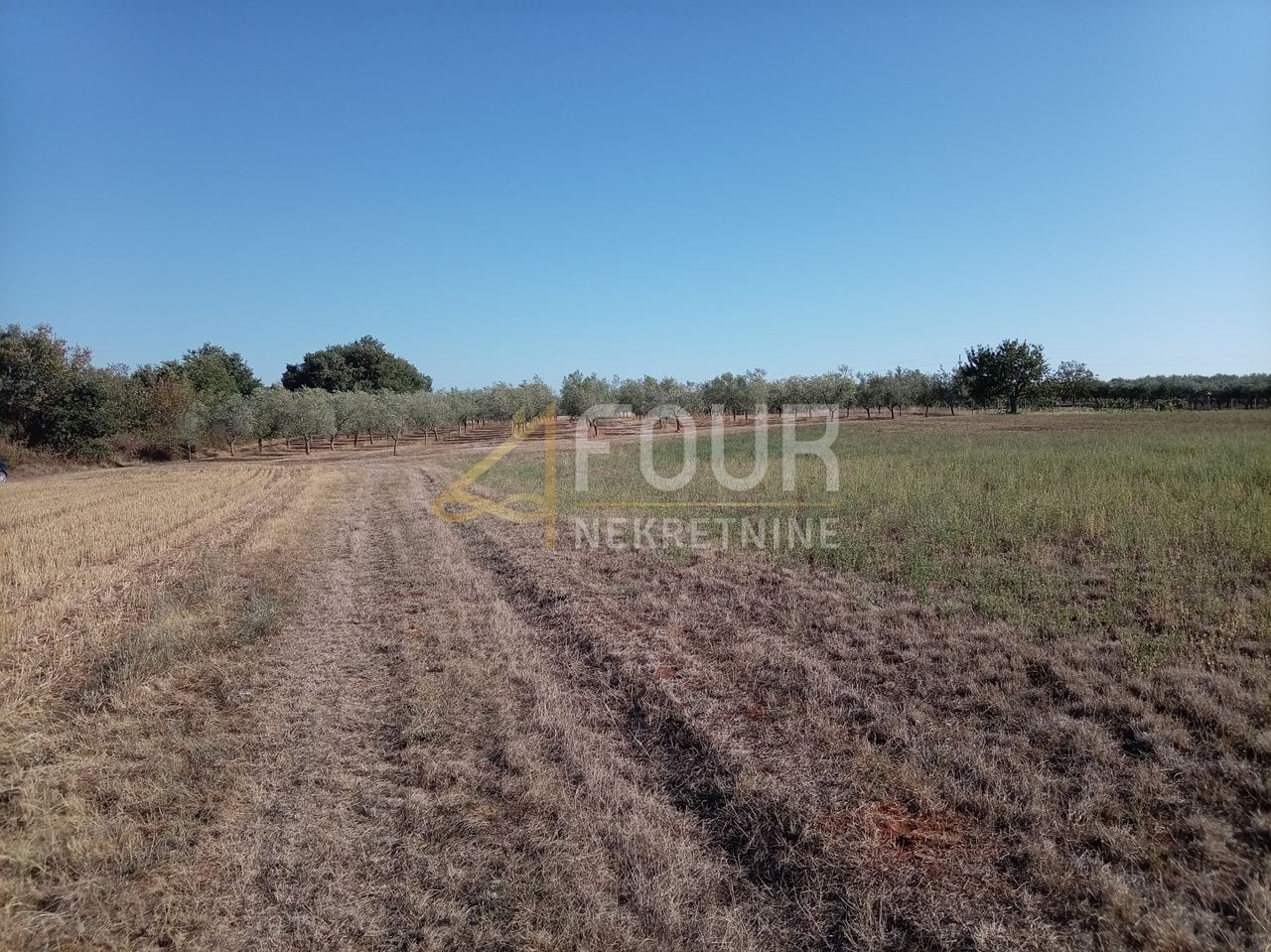 Grundstück u Umagu, 12535m², slika 4