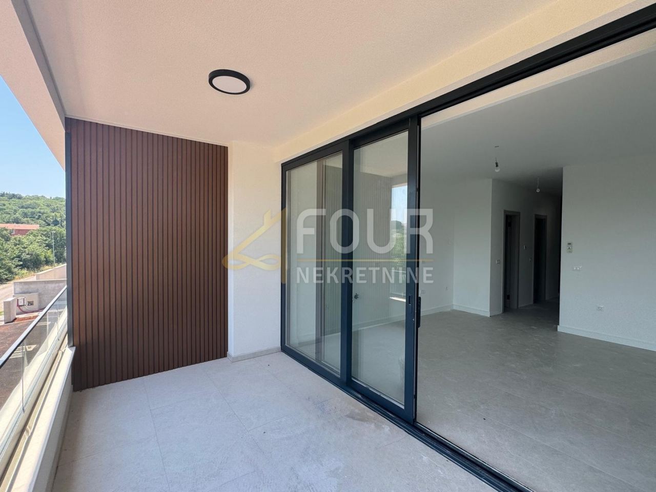 Apartment u Rovinju, 73.66m², 2 sobe