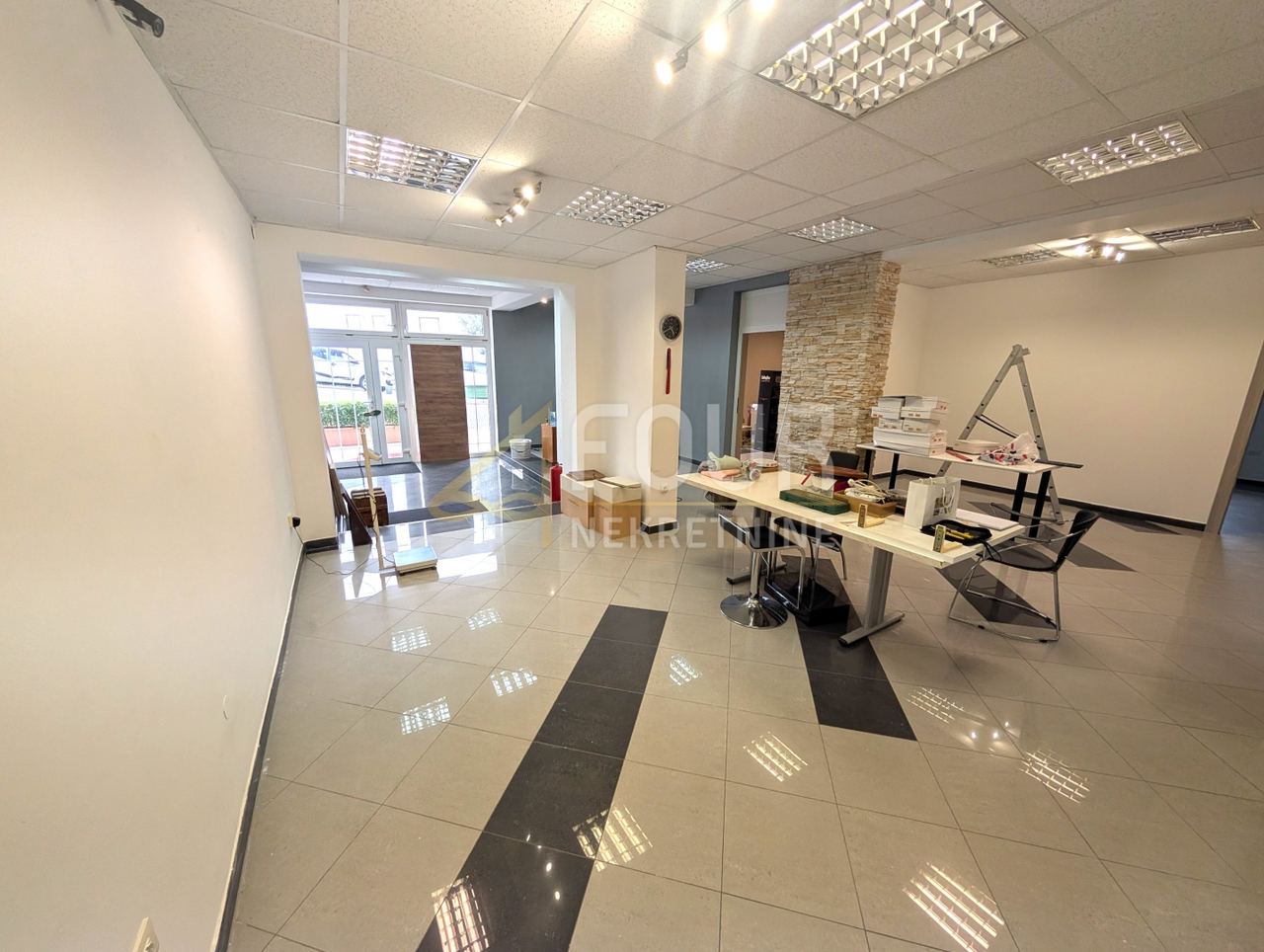 Commercial Space u Kastavu, 110.73m²