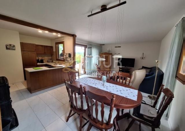 Haus u Lupoglavu, 103m², 3 sobe, slika 2