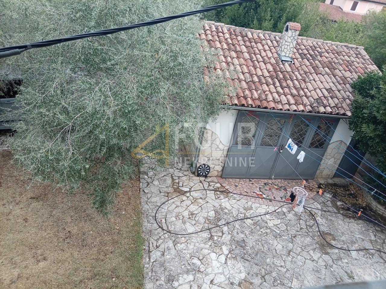 Haus u Puli, 220m², 3 sobe, slika 5