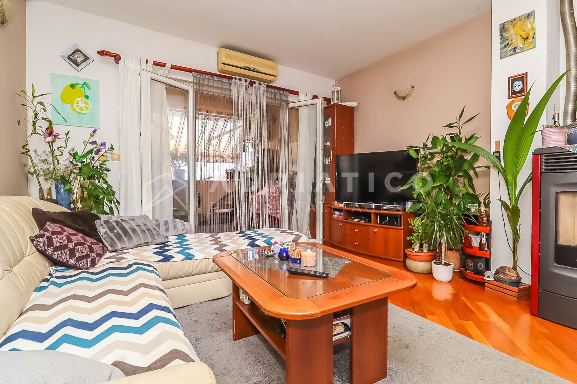 Wohnung u Rovinju, 130m², 3 sobe