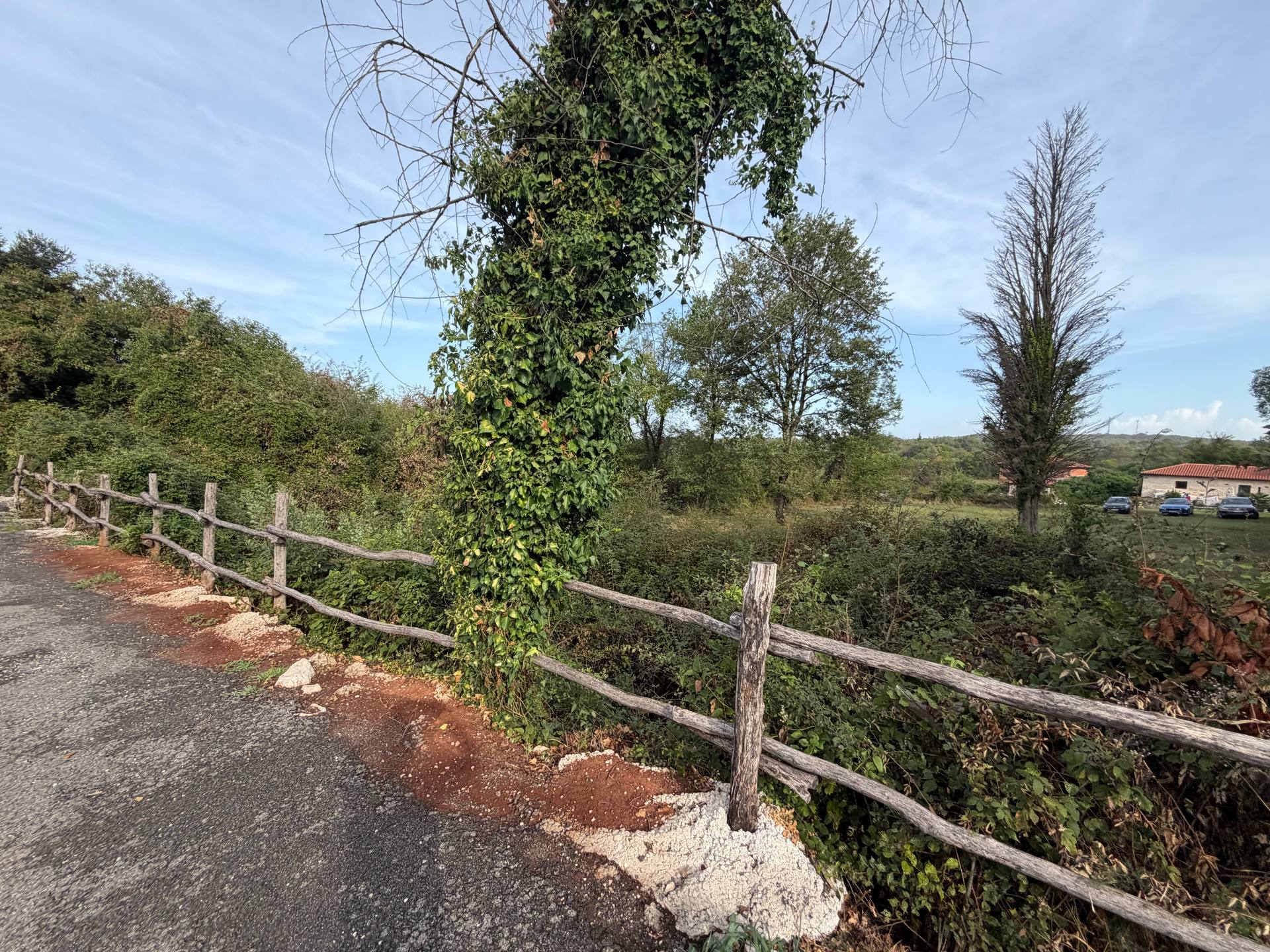 Land u Buju, 1000m², slika 3