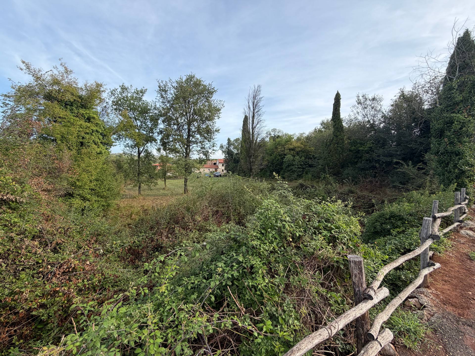 Land u Buju, 1000m², slika 4