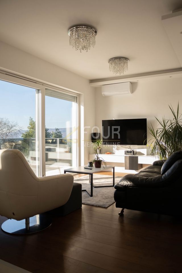 Appartamento u Rijeci, 114.75m², 3 sobe, slika 3