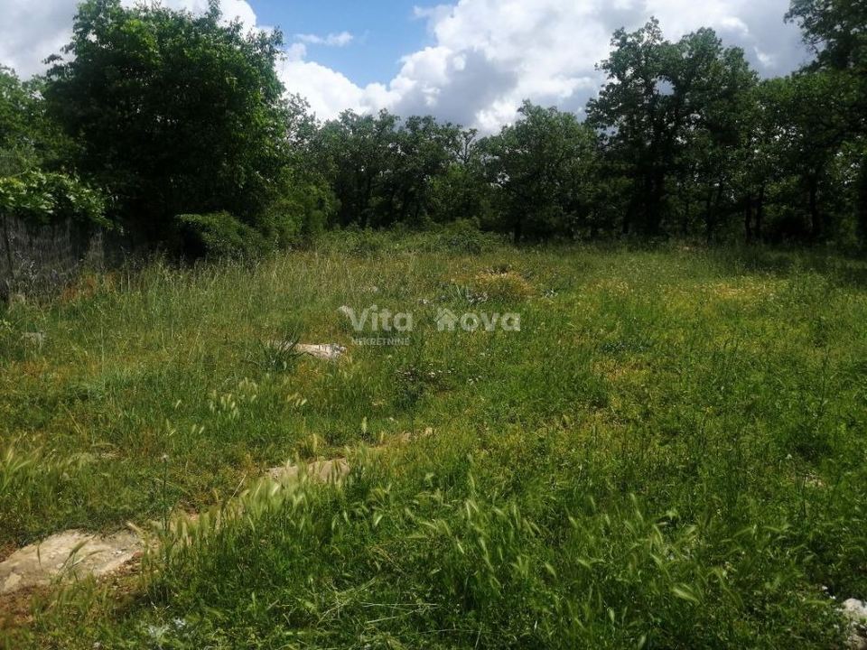 Grundstück u Sveti Filip i Jakovu, 626m²