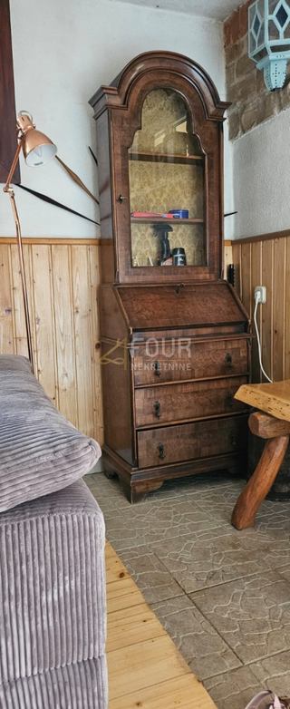 House u Donji Lapcu, 300m², slika 4